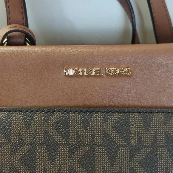 MICHAEL Michael Kors Graham Monogram Medium Satchel Bag - Picture 7 of 10